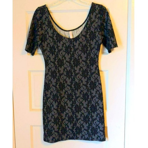 Xhilaration Floral Lace Pattern Dress - Picture 1 of 3
